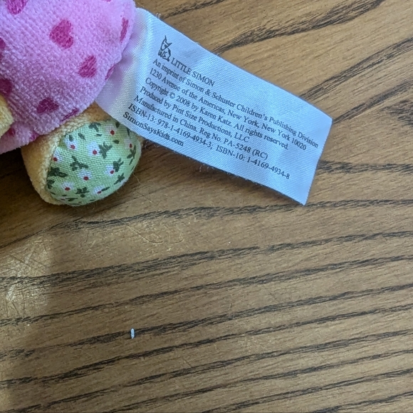 Karen Katz plush kitty cat rattle. little simon. 6 inches.EUC. 2008. - Picture 4 of 4